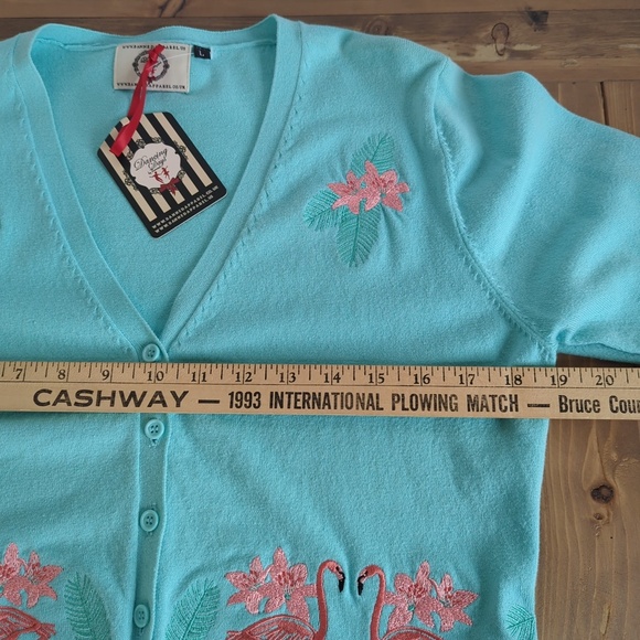 Banned Apparel Retro Rockabilly Teal Cardigan Sweater with Pink Flamingos - Picture 7 of 12